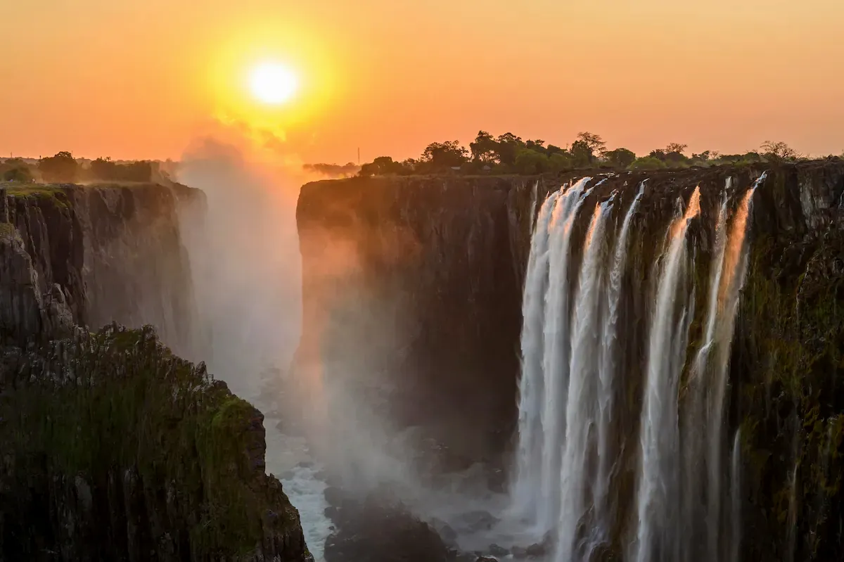 Rainforest walk along Victoria Falls
